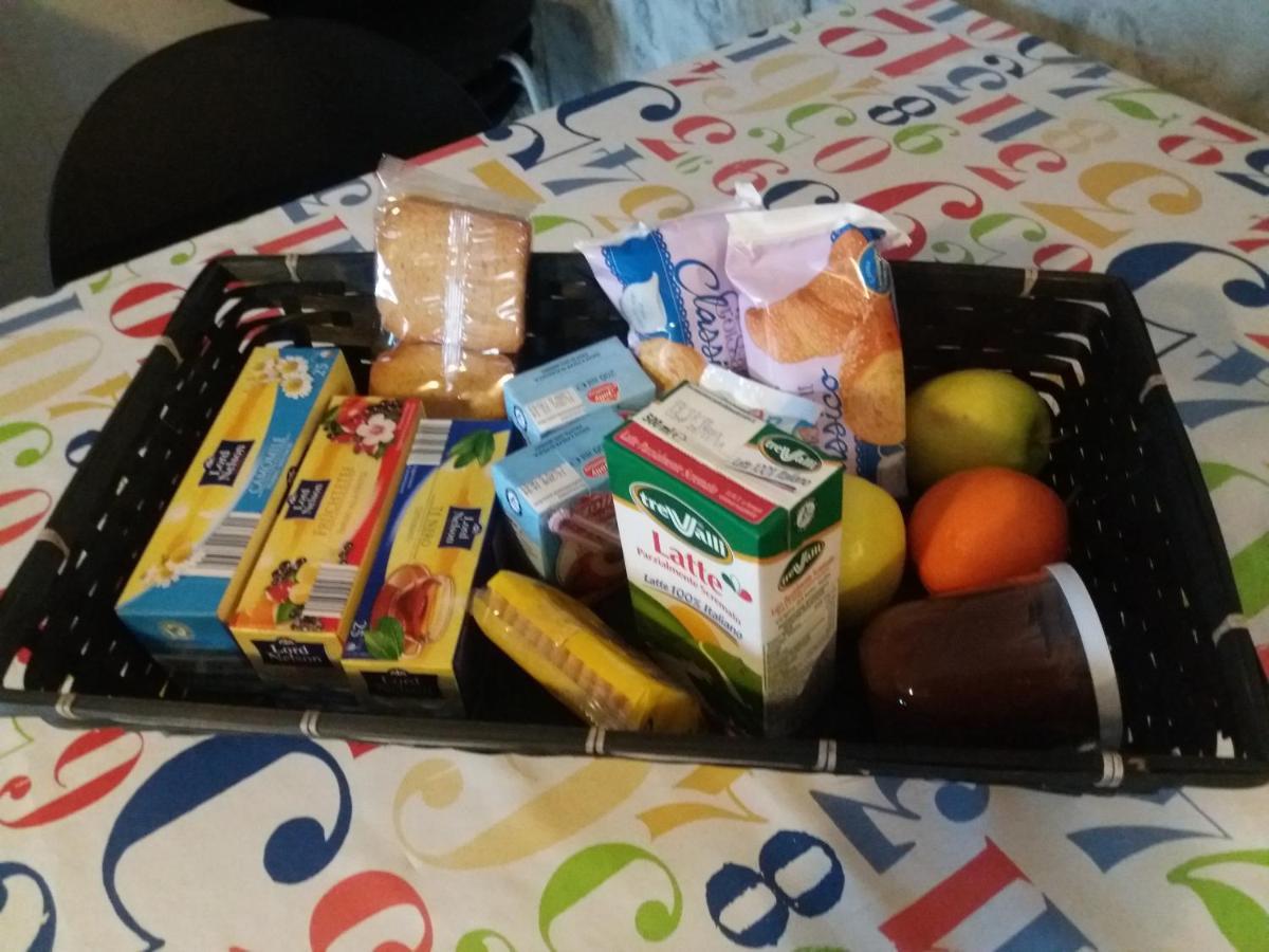 Tana Per Gli Ospiti Apartman Terni Kültér fotó